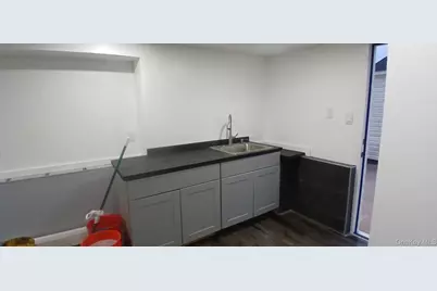 49 Noble Street, North Babylon, NY 11703 - Photo 37