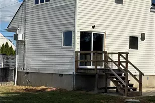 49 Noble St, North Babylon, NY 11703 - Photo 3