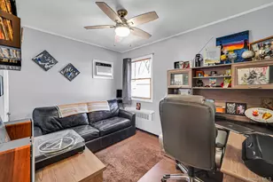 386 33rd St, Lindenhurst, NY 11757 - Photo 7