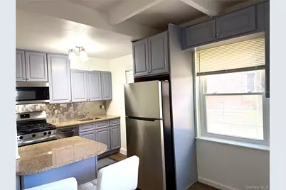 147-53 Grand Central Parkway #1, Briarwood, NY 11435 - Photo 3