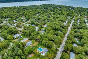 17 Lovell Rd, Hampton Bays, NY 11946 - Photo 43