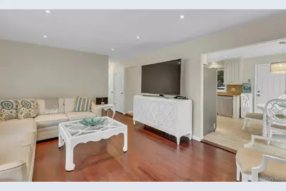 17 Lovell Road, Hampton Bays, NY 11946 - Photo 7