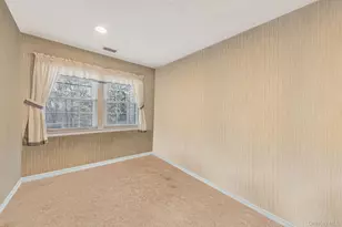 11 Gazebo Ln, Holtsville, NY 11742 - Photo 25