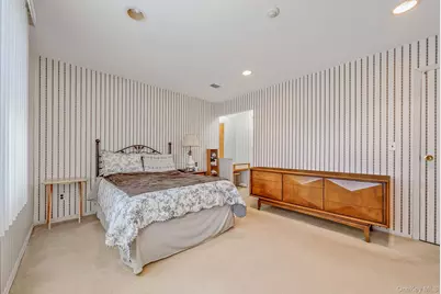 11 Gazebo Lane, Holtsville, NY 11742 - Photo 17