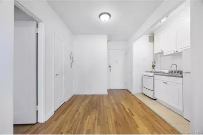 99-63 66 Ave #F7, Rego Park, NY 11374 - Photo 7