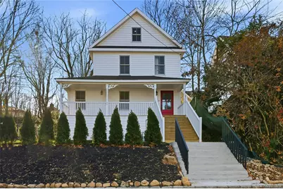 17 Tatterson Street, Roslyn, NY 11576 - Photo 1