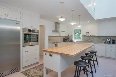 210 Robinson Lane, Peconic, NY 11958 - Photo 3