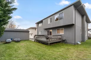 47 Berkshire Rd, Great Neck, NY 11023 - Photo 37