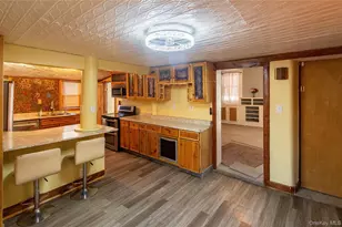 21 Harvey St, Hyde Park, NY 12538 - Photo 15