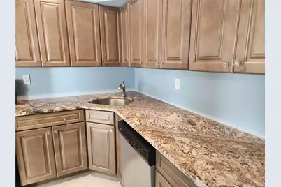 334 Artist Lake Drive, Middle Island, NY 11953 - Photo 5