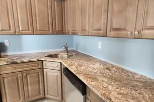 334 Artist Lake Dr, Middle Island, NY 11953 - Photo 5