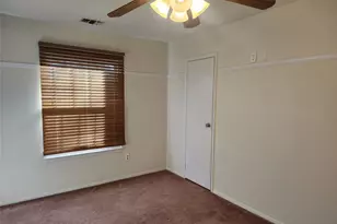 334 Artist Lake Dr, Middle Island, NY 11953 - Photo 13