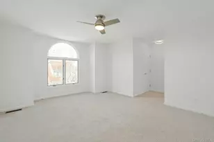 3803 Victoria Dr, Mount Kisco, NY 10549 - Photo 13