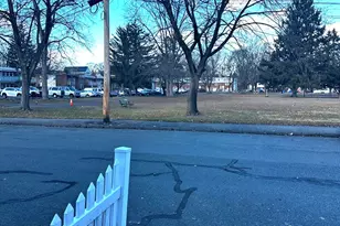 166 Halgren Crescent, Haverstraw, NY 10927 - Photo 17