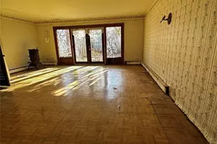 166 Halgren Crescent, Haverstraw, NY 10927 - Photo 7