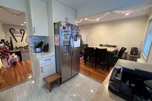 14-81 212th St, Bayside, NY 11360 - Photo 11