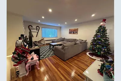 14-81 212 Street #270, Bayside, NY 11360 - Photo 3