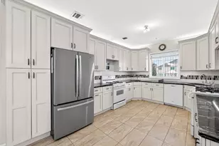 16 Herrick Ave, Spring Valley, NY 10977 - Photo 11