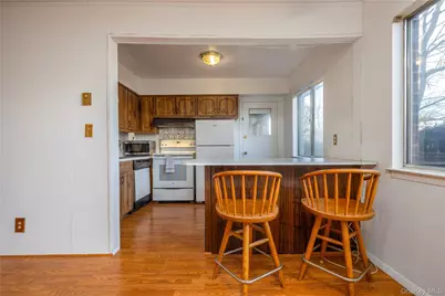 306 Old Country Road #306, Elmsford, NY 10523 - Photo 13