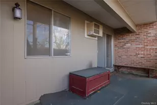 306 Old Country Rd, Elmsford, NY 10523 - Photo 27