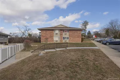 306 Old Country Road #306, Elmsford, NY 10523 - Photo 31