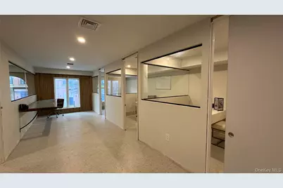 1521 E New York Avenue, Brooklyn, NY 11212 - Photo 9