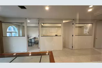 1521 E New York Avenue, Brooklyn, NY 11212 - Photo 15