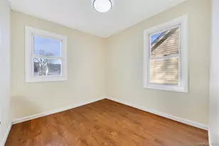 100-35 204th St, Hollis, NY 11423 - Photo 19