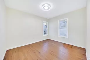 100-35 204th St, Hollis, NY 11423 - Photo 17