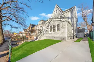 100-35 204th St, Hollis, NY 11423 - Photo 1