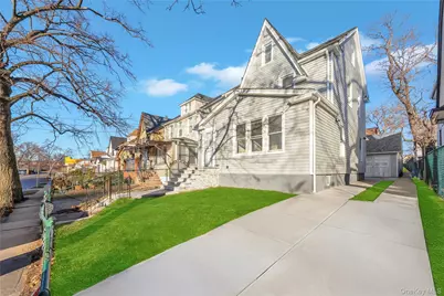 100-35 204th Street, Hollis, NY 11423 - Photo 3