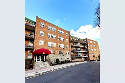 30 Pearsall Avenue #2J, Glen Cove, NY 11542 - Photo 1