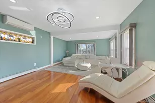 120-44 192nd St, Saint Albans, NY 11412 - Photo 3