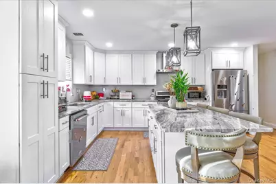 468 Granny Road, Medford, NY 11763 - Photo 9