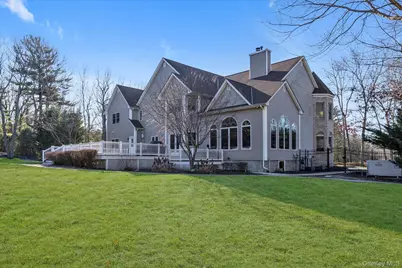 7 Pitch Pine Court, Northport, NY 11768 - Photo 37