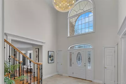 7 Pitch Pine Court, Northport, NY 11768 - Photo 5