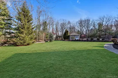 7 Pitch Pine Court, Northport, NY 11768 - Photo 33