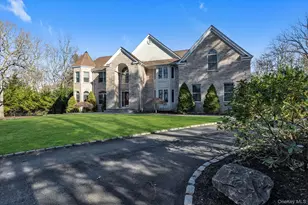 7 Pitch Pine Ct, Northport, NY 11768 - Photo 3