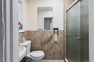 387 Ashford St, Brooklyn, NY 11207 - Photo 15