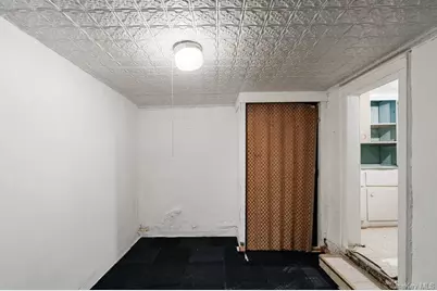 387 Ashford Street, Brooklyn, NY 11207 - Photo 17