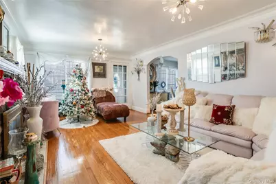 122 Hamilton Road, Hempstead, NY 11550 - Photo 3