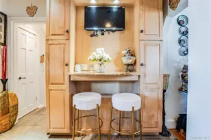 122 Hamilton Rd, Hempstead, NY 11550 - Photo 7