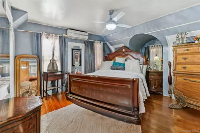 122 Hamilton Road, Hempstead, NY 11550 - Photo 11