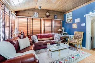 122 Hamilton Rd, Hempstead, NY 11550 - Photo 11