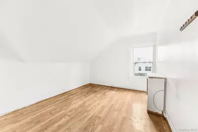 214 E Prospect Avenue, Mount Vernon, NY 10550 - Photo 33