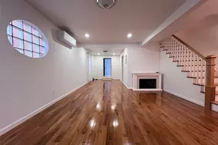 2522 Seymour Ave, Bronx, NY 10469 - Photo 11