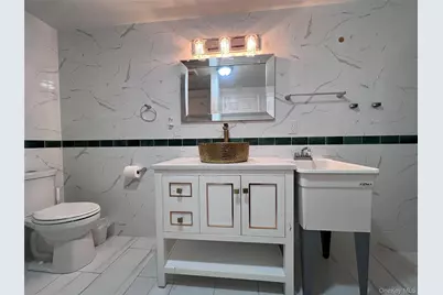 2522 Seymour Avenue, Bronx, NY 10469 - Photo 17