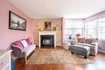 469 Minnieford Avenue, Bronx, NY 10464 - Photo 3