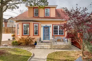 469 Minnieford Ave, Bronx, NY 10464 - Photo 1