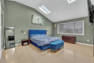 1863 Chester Dr, East Meadow, NY 11554 - Photo 19